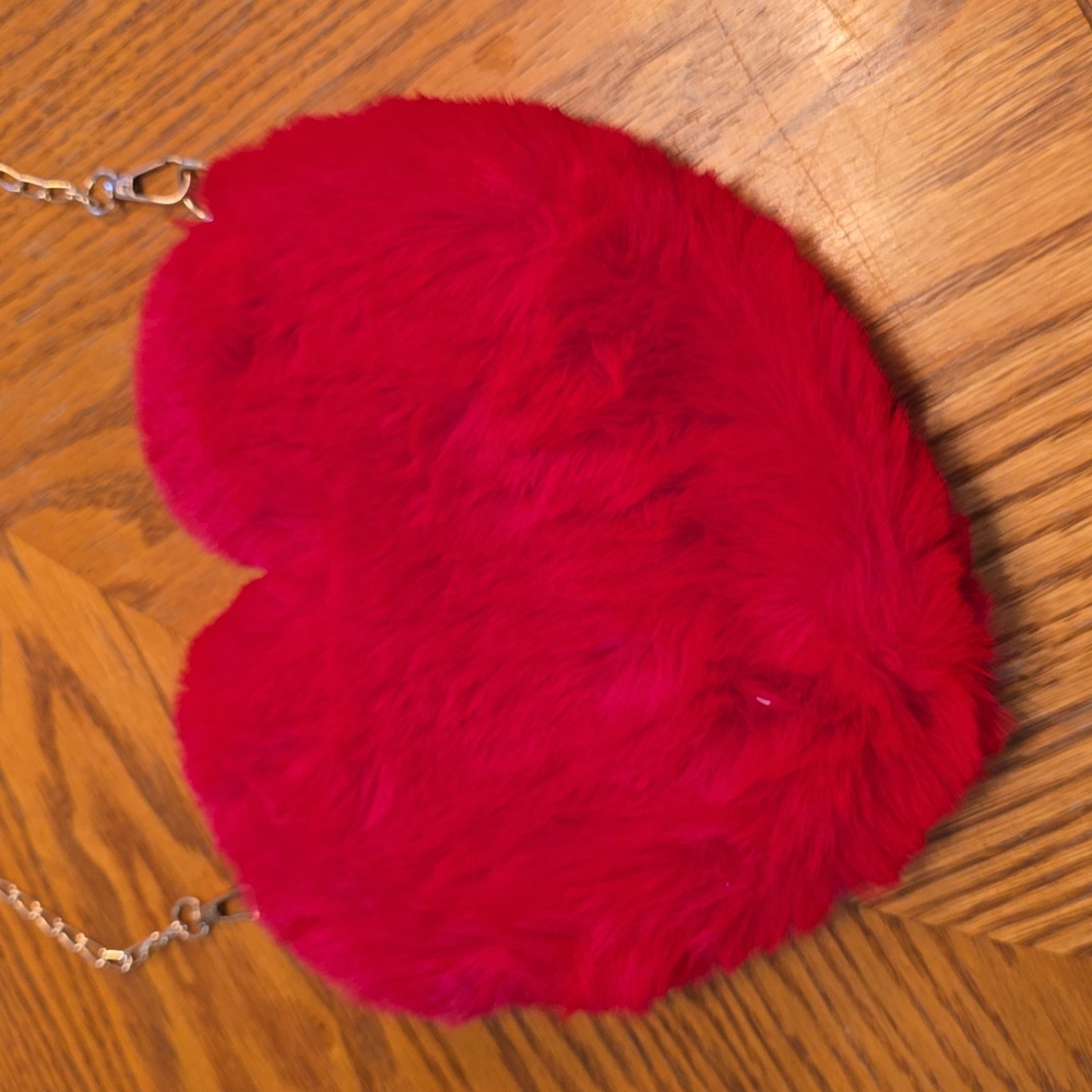 Heart shape purse, red - Picture 5 of 5